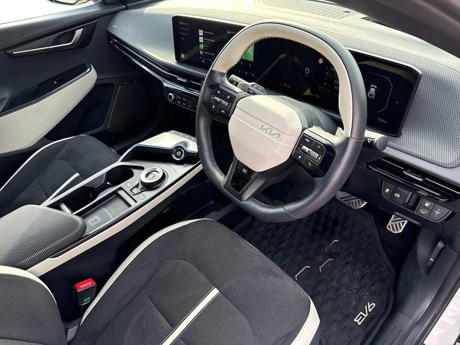 Used Kia EV6 2024 for sale - 76249383: Photo 16
