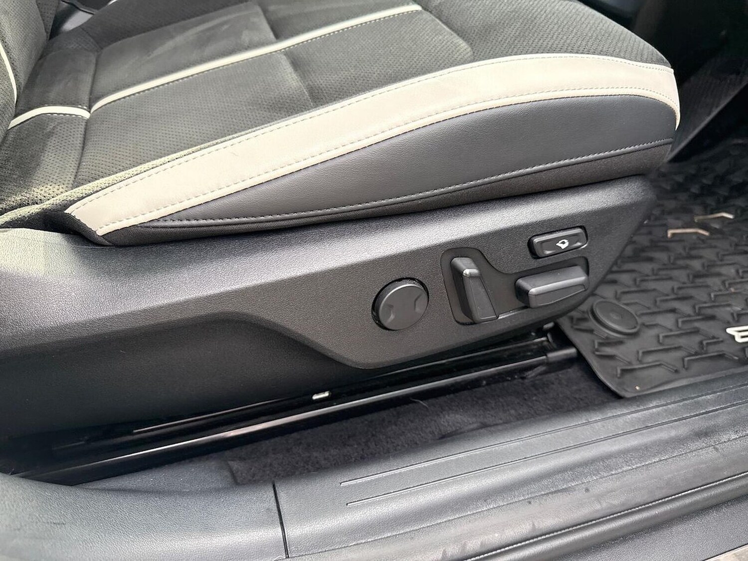 Used Kia EV6 2024 for sale - 76249383: Photo 30