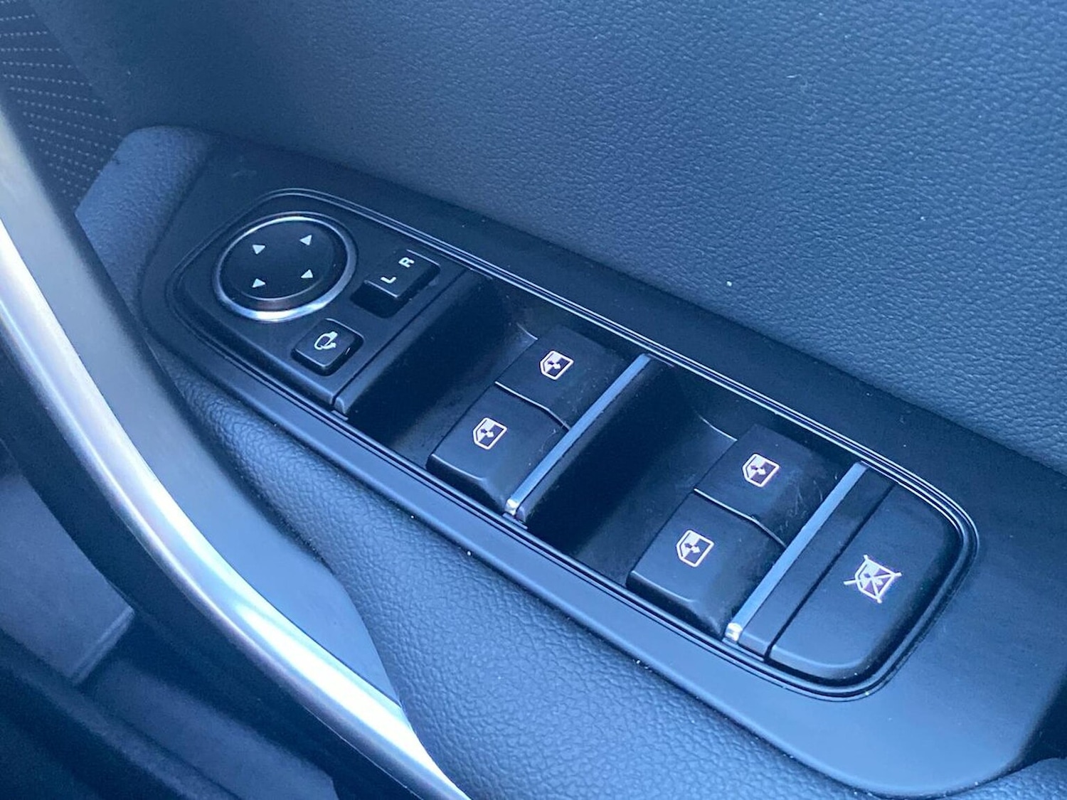 Used Kia XCeed 2025 for sale - 76860053: Photo 21