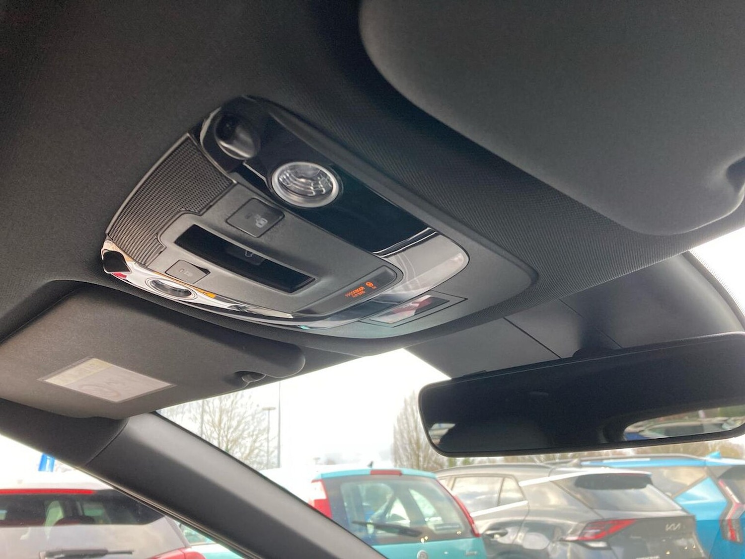 Used Kia EV6 2023 for sale - 77701299: Photo 14