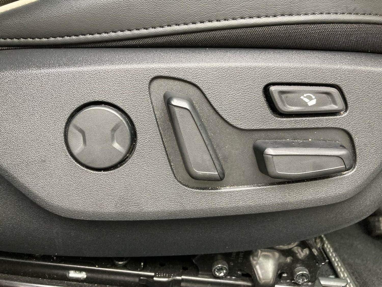 Used Kia EV6 2023 for sale - 77701299: Photo 29