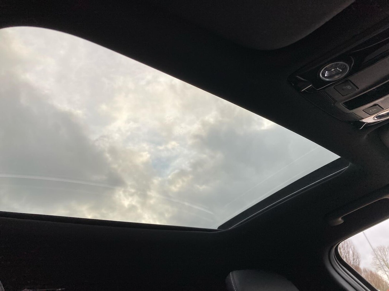 Used Kia EV6 2023 for sale - 77701299: Photo 31