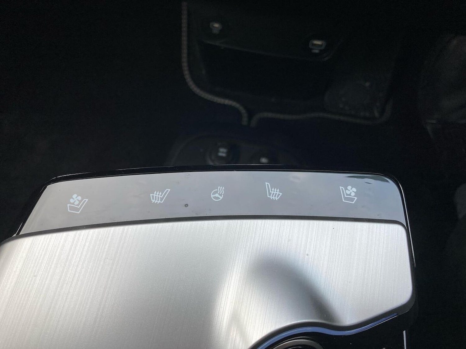 Used Kia EV6 2023 for sale - 77701299: Photo 32