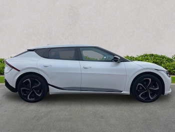 Used Kia EV6 2023 for sale - 77701299: Photo