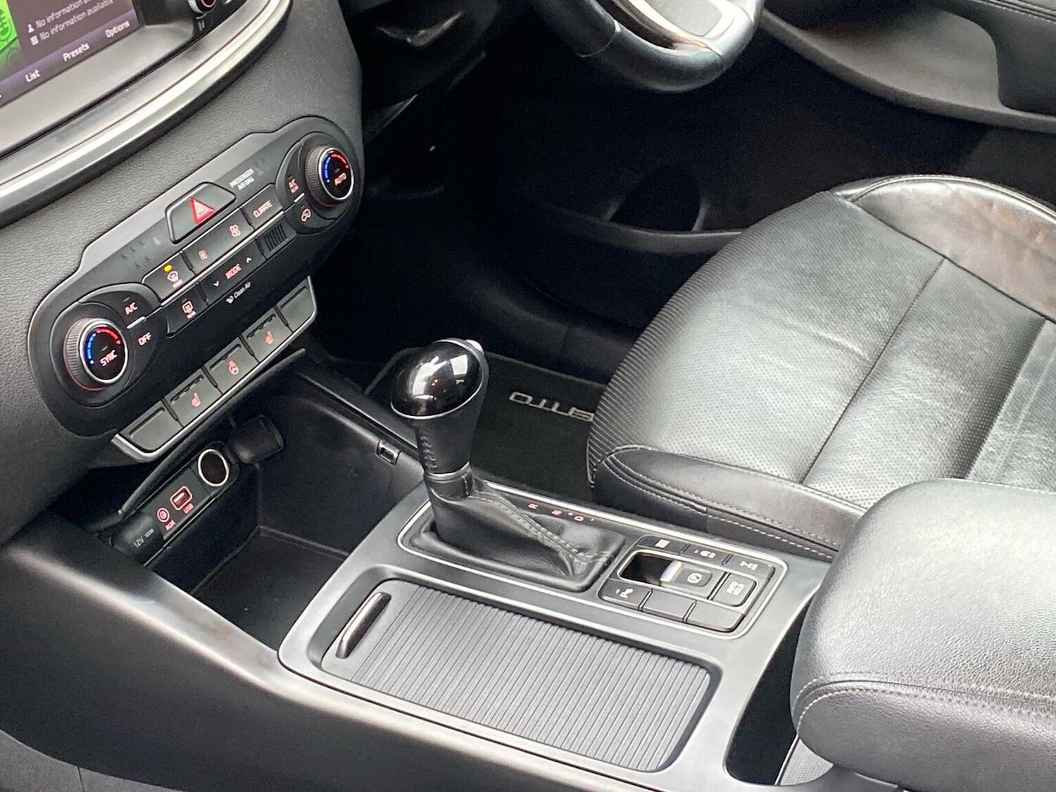 Used Kia Sorento 2017 for sale - 78195761: Photo 13