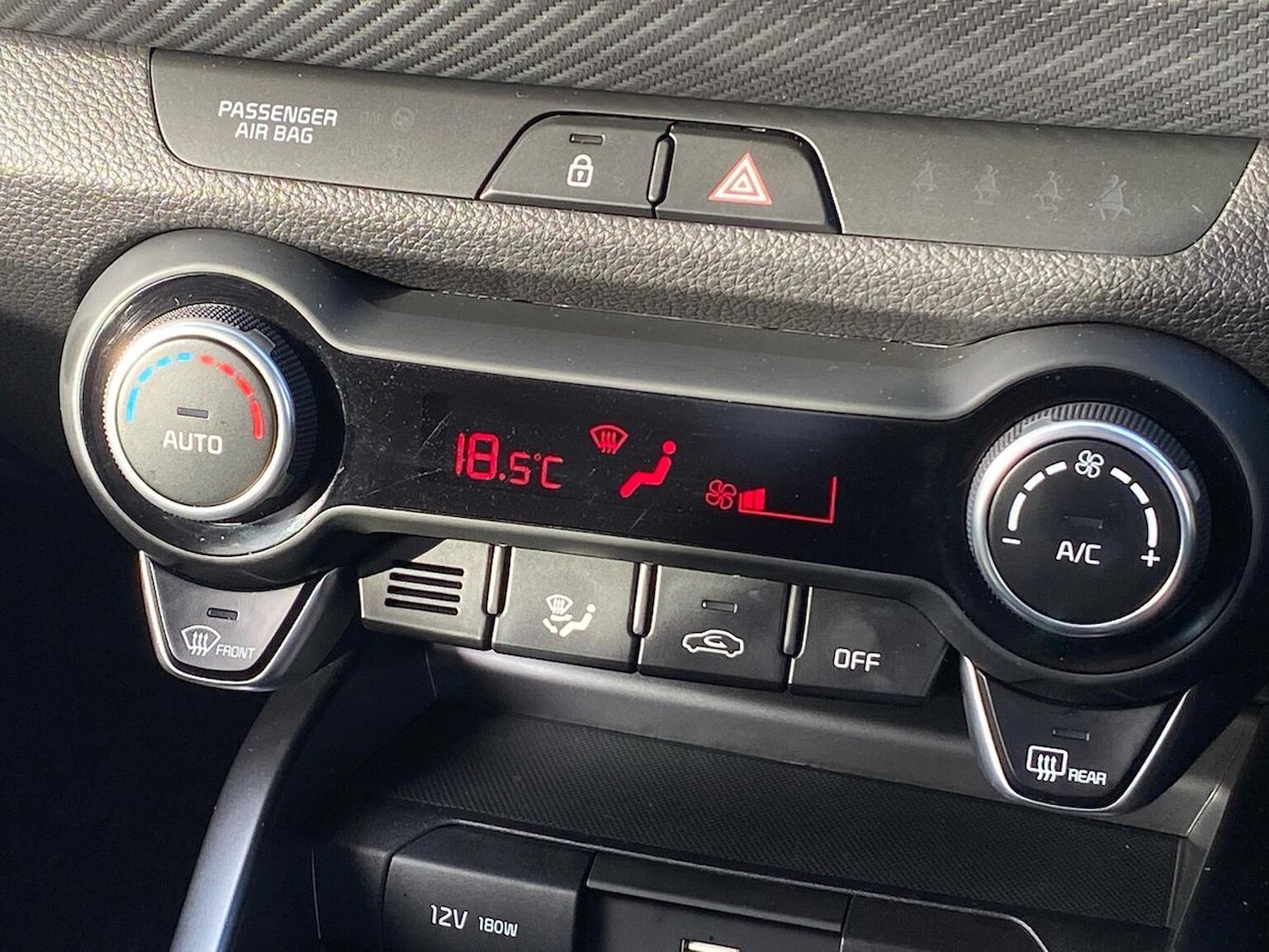 Used Kia Stonic 2025 for sale - 78176516: Photo 12