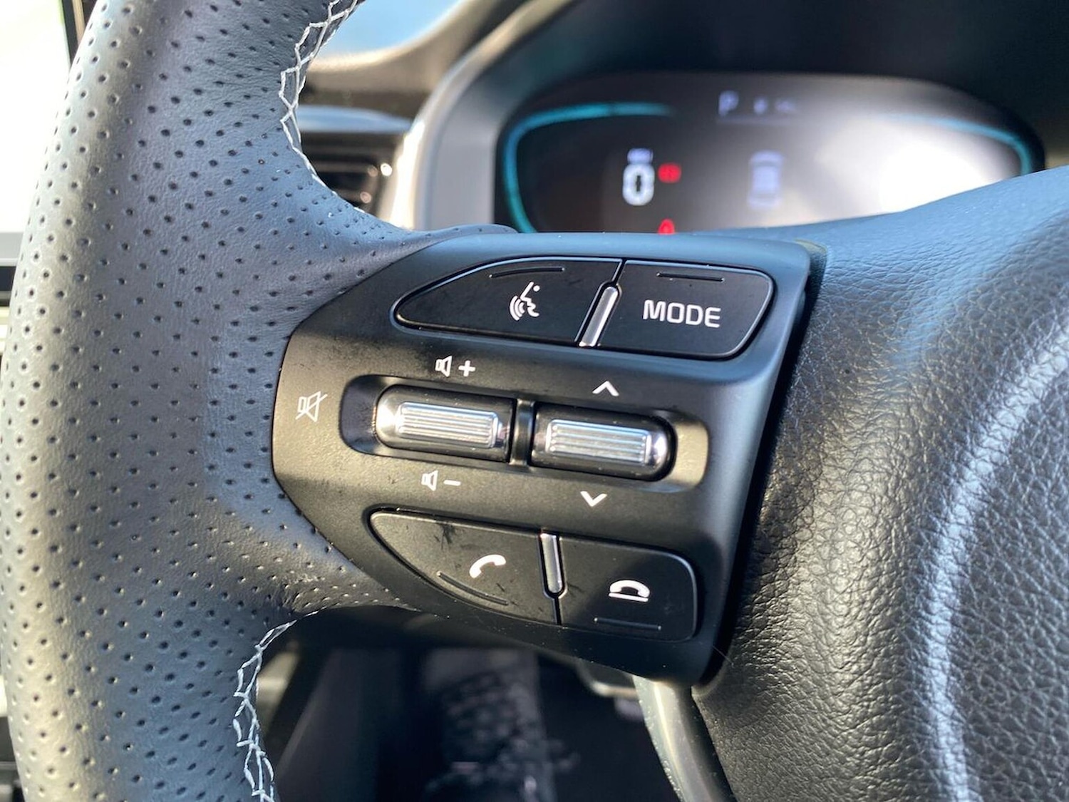 Used Kia Stonic 2025 for sale - 78176516: Photo 26