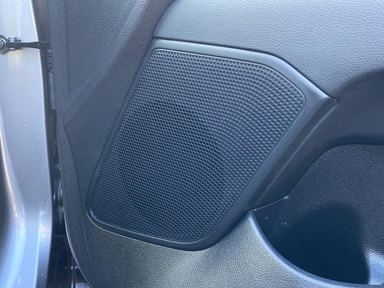 Used Kia Stonic 2025 for sale - 78176516: Photo 30