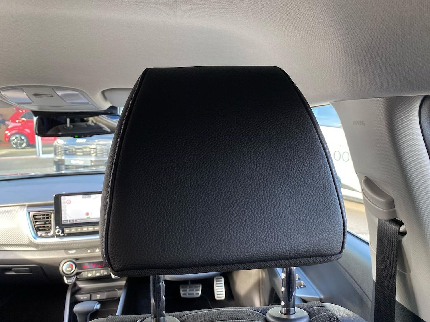 Used Kia Stonic 2025 for sale - 78176516: Photo 31