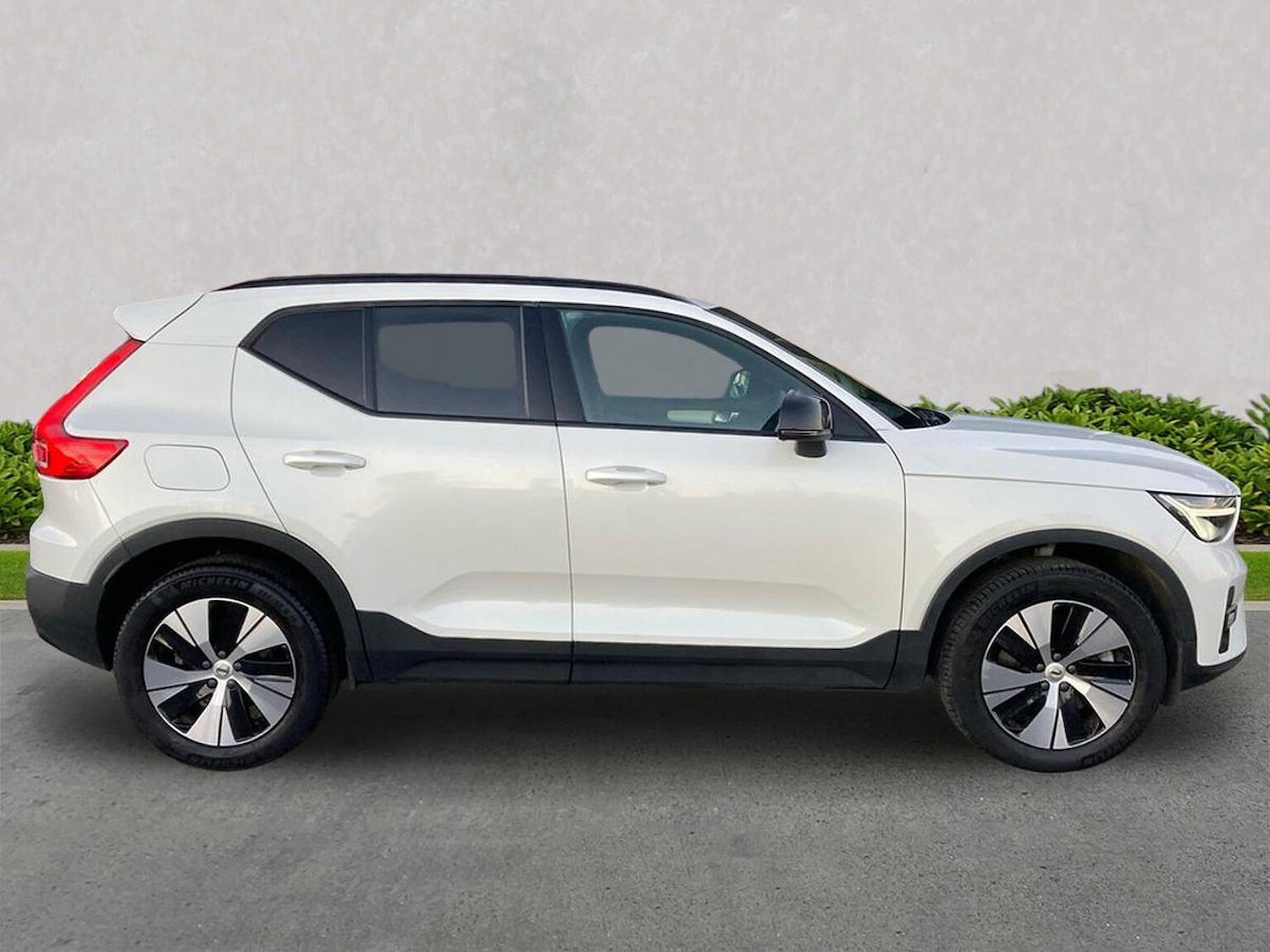 Used Volvo XC40 2022 for sale - 76719325: Photo 3