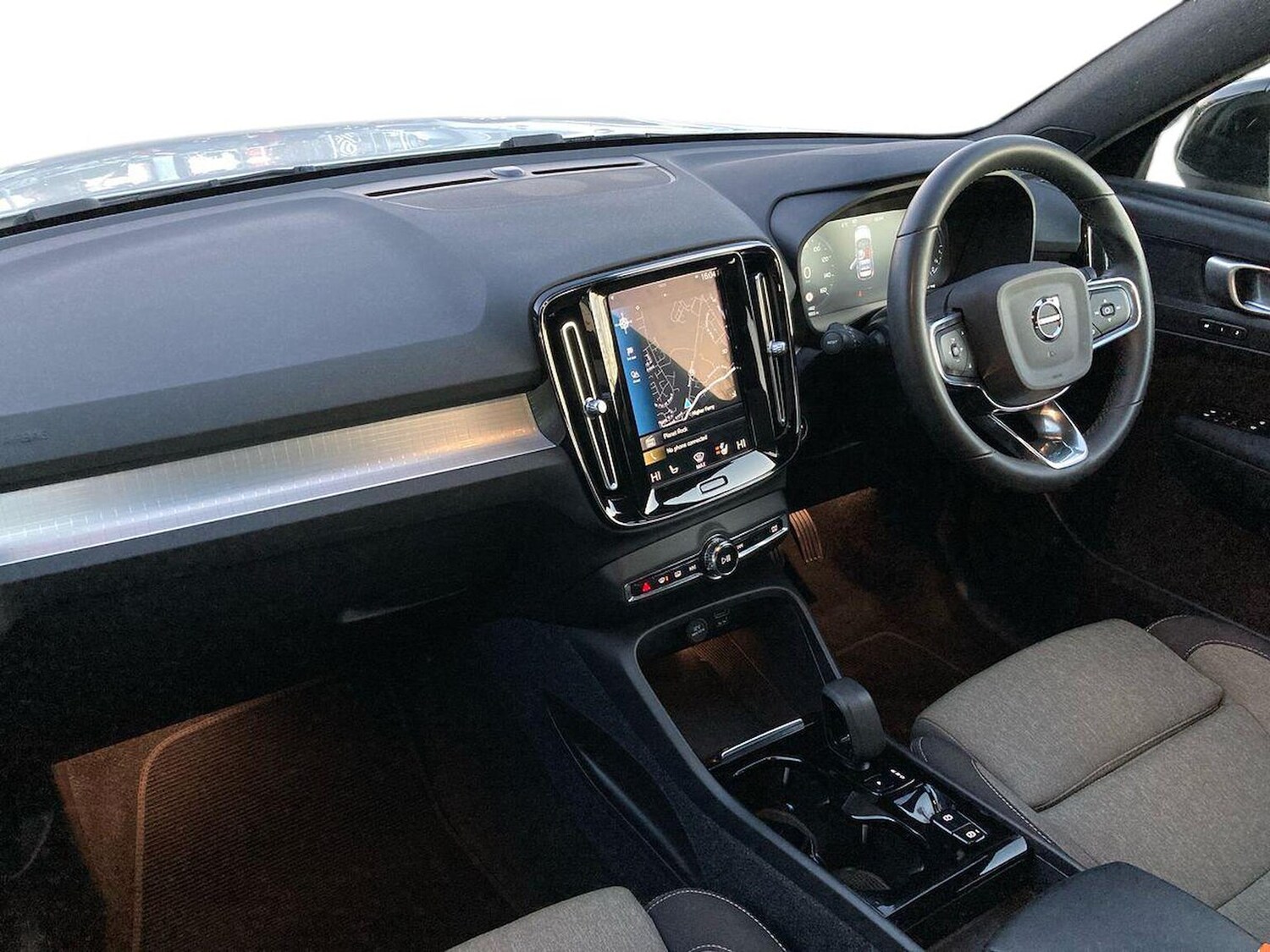 Used Volvo XC40 2022 for sale - 76719325: Photo 7