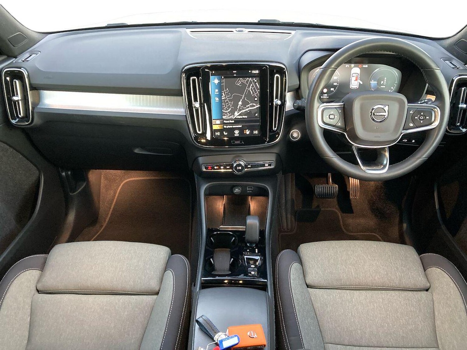 Used Volvo XC40 2022 for sale - 76719325: Photo 8