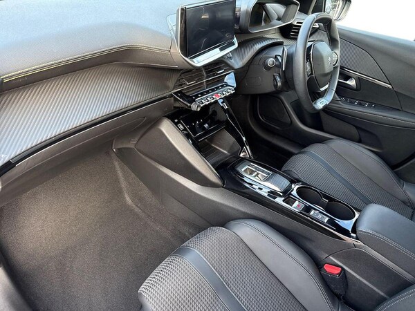 Used Peugeot 208 2023 for sale - 76046017: Photo 7