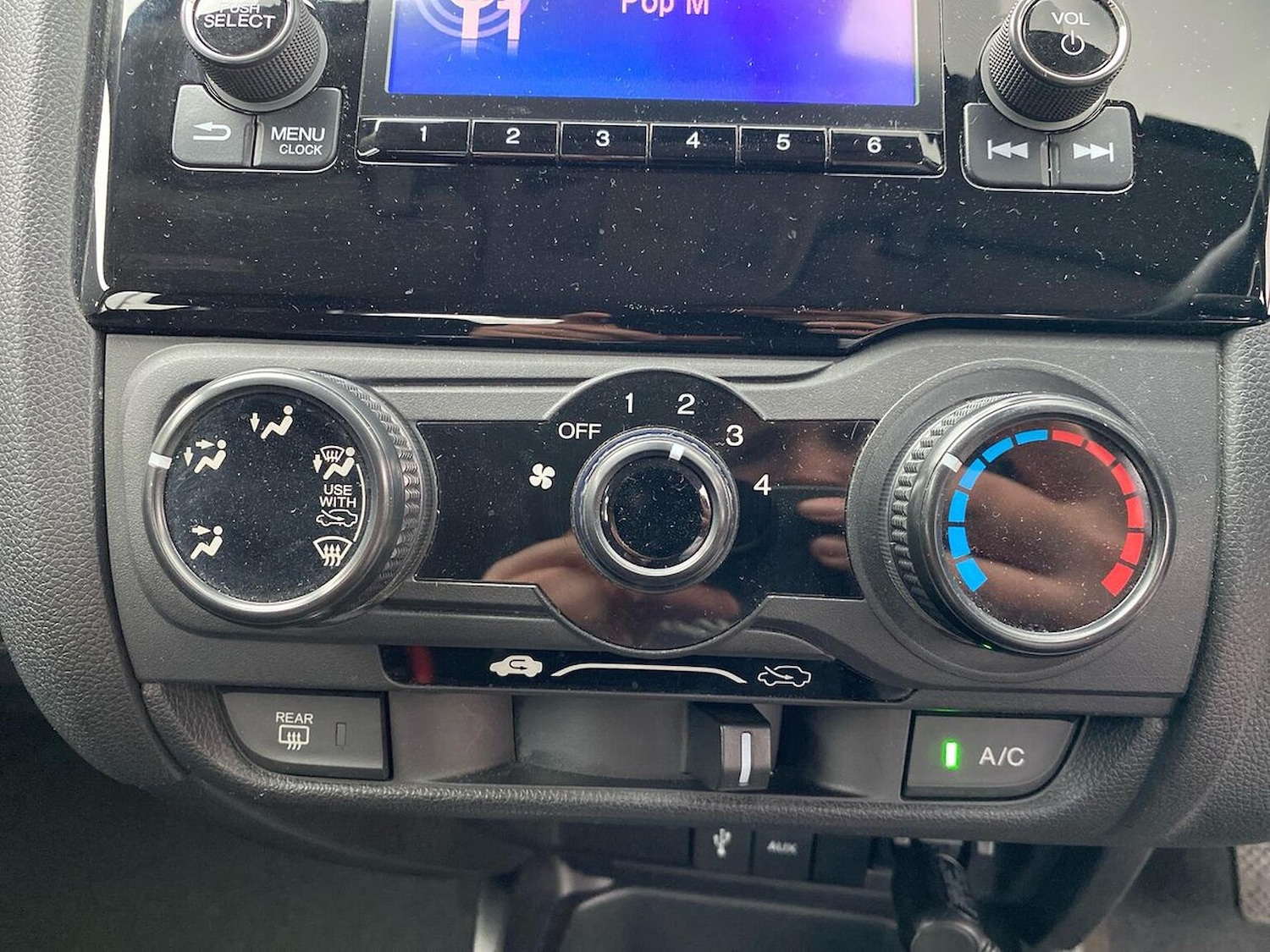 Used Honda Jazz 2016 for sale - 76206018: Photo 12