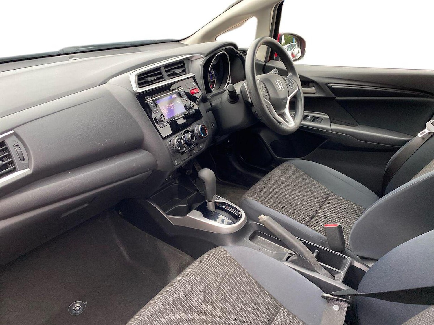 Used Honda Jazz 2016 for sale - 76206018: Photo 7