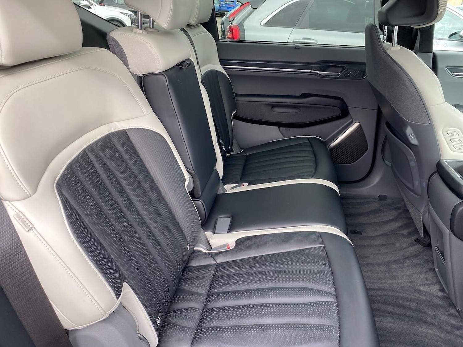 Used Kia EV9 2024 for sale - 76418226: Photo 16