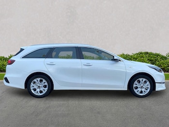 Used Kia Ceed 2025 for sale - 76892164: Photo