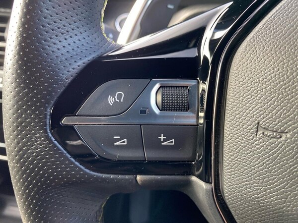 Used Peugeot 208 2022 for sale - 76047737: Photo 22