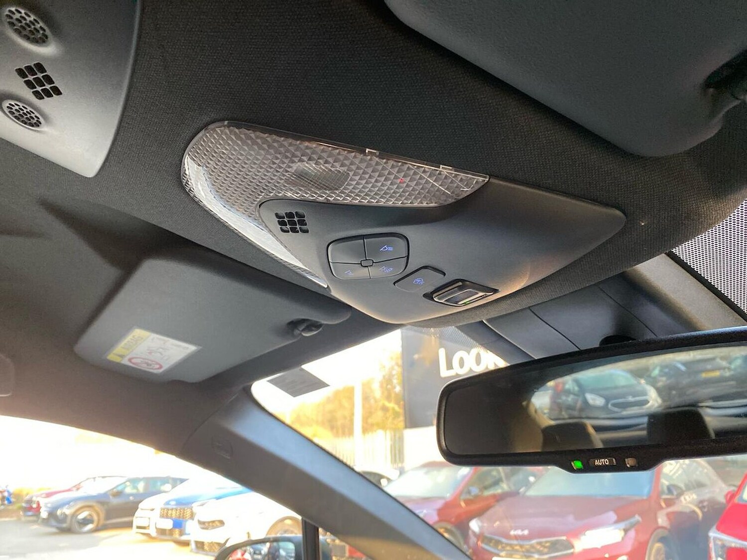 Used Toyota C-HR 2023 for sale - 78195659: Photo 14