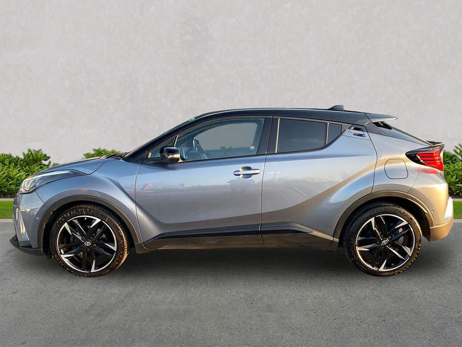 Used Toyota C-HR 2023 for sale - 78195659: Photo 19