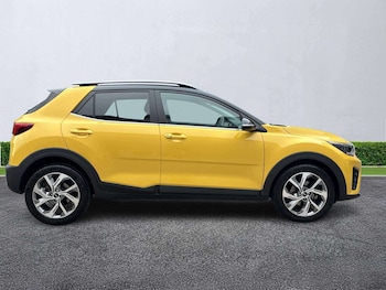 Used Kia Stonic 2023 for sale - 79551742: Photo