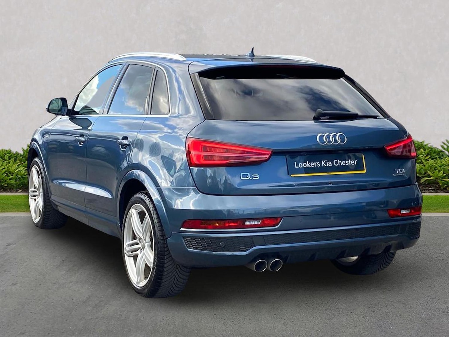 Used Audi Q3 2015 for sale - 78195670: Photo 2
