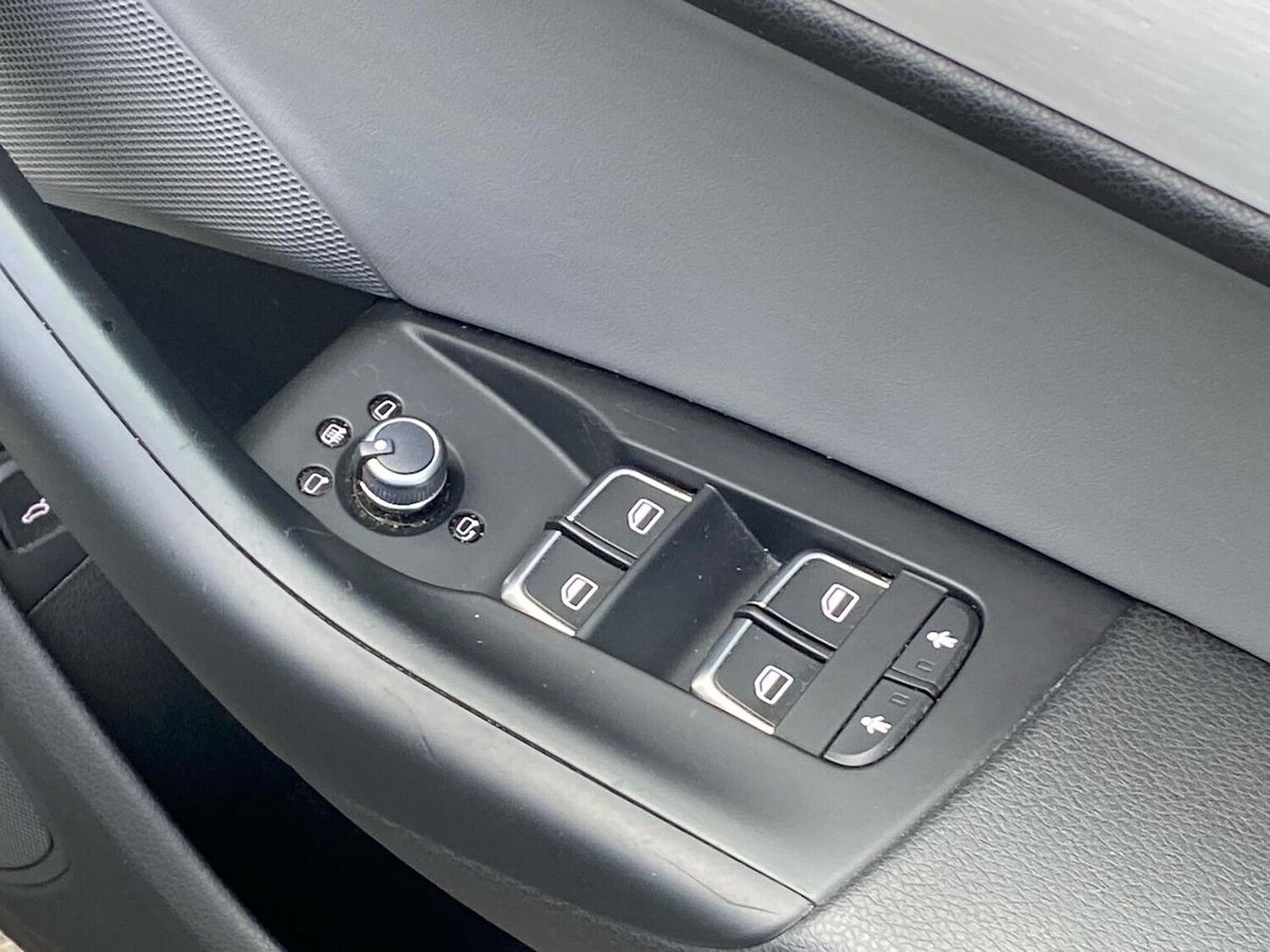 Used Audi Q3 2015 for sale - 78195670: Photo 21