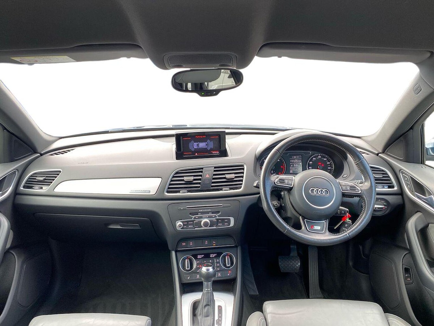 Used Audi Q3 2015 for sale - 78195670: Photo 8