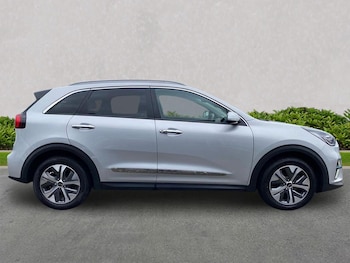 Used Kia Niro 2020 for sale - 77789582: Photo