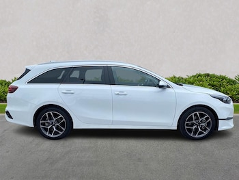 Used Kia Ceed 2025 for sale - 75476103: Photo