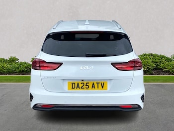 Used Kia Ceed 2025 for sale - 75476103: Photo