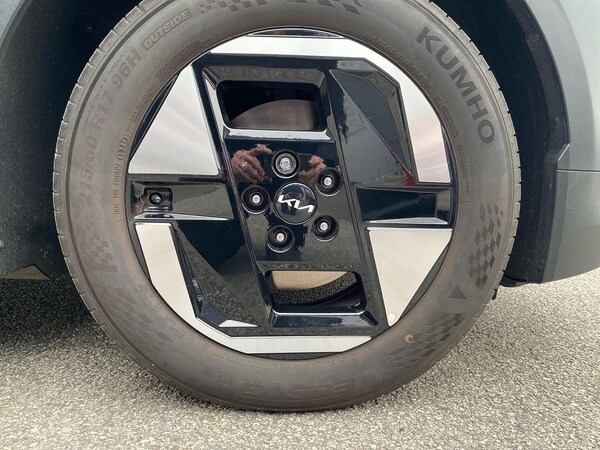 Used Kia EV3 2025 for sale - 76219146: Photo 6