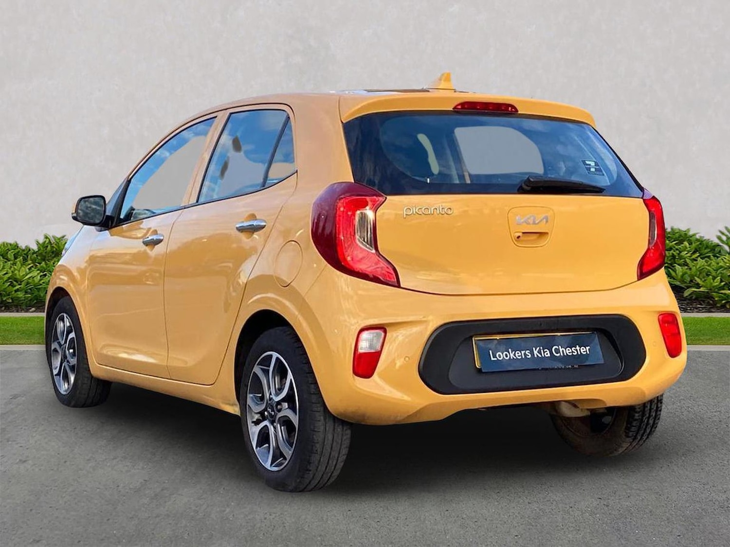 Used Kia Picanto 2023 for sale - 78195811: Photo 2