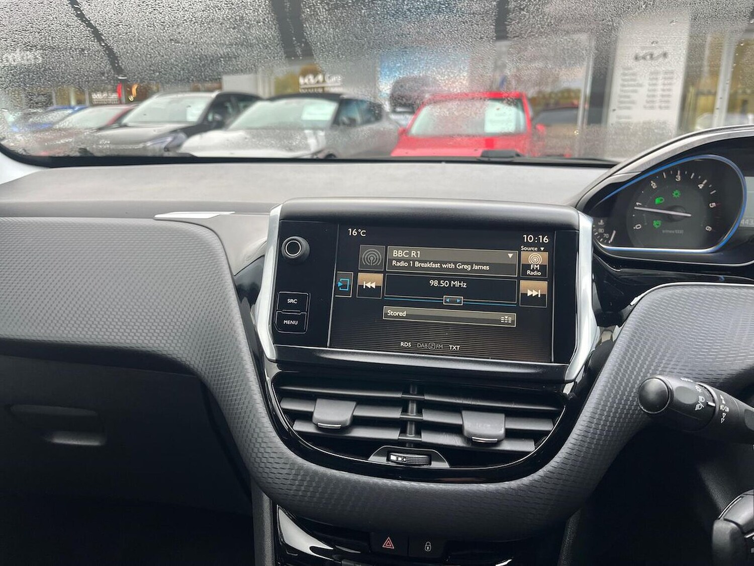 Used Peugeot 2008 2016 for sale - 76455273: Photo 11