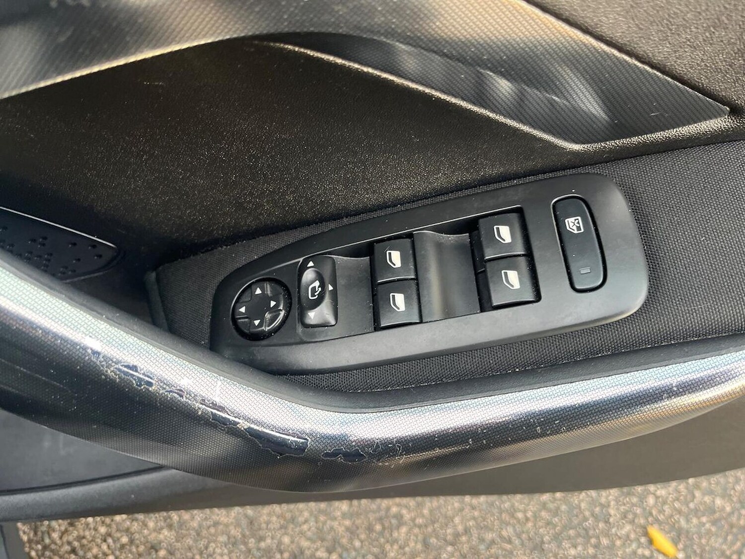 Used Peugeot 2008 2016 for sale - 76455273: Photo 21