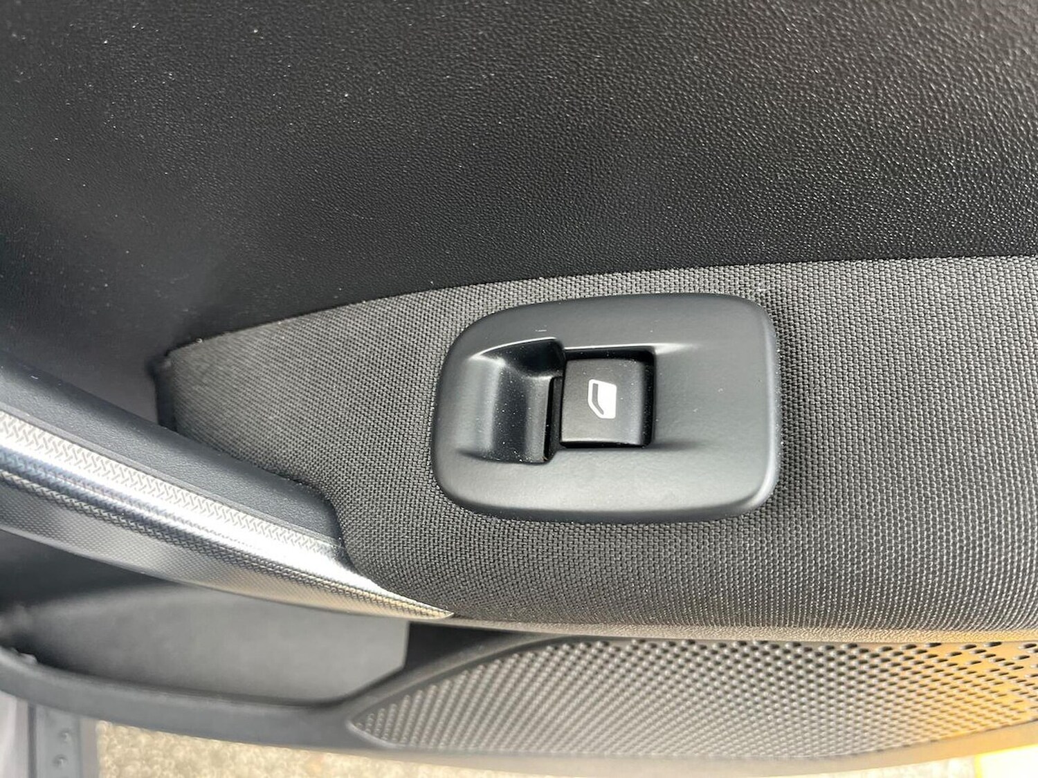 Used Peugeot 2008 2016 for sale - 76455273: Photo 38