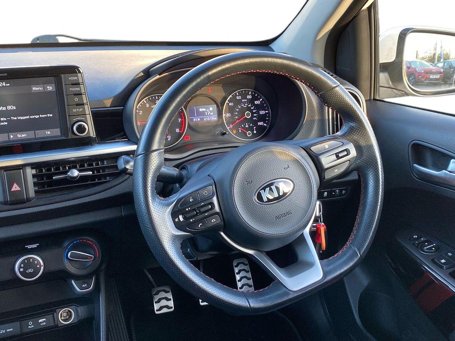 Used Kia Picanto 2019 for sale - 77488228: Photo 15