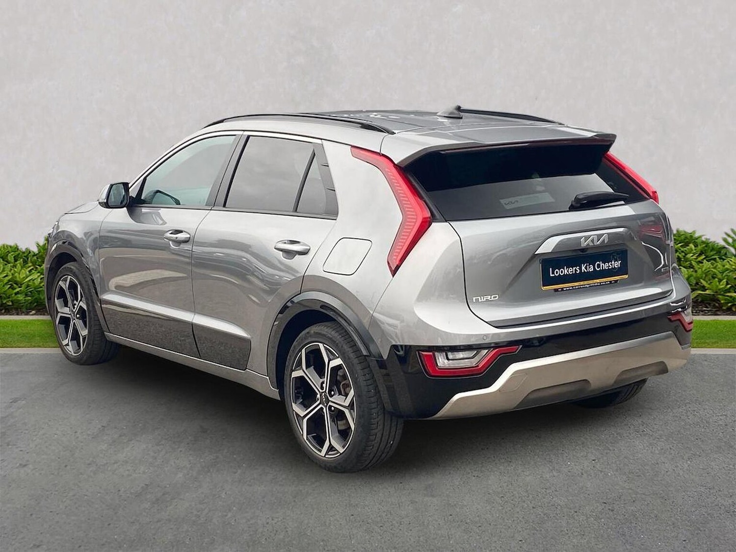Used Kia Niro 2023 for sale - 76313840: Photo 2