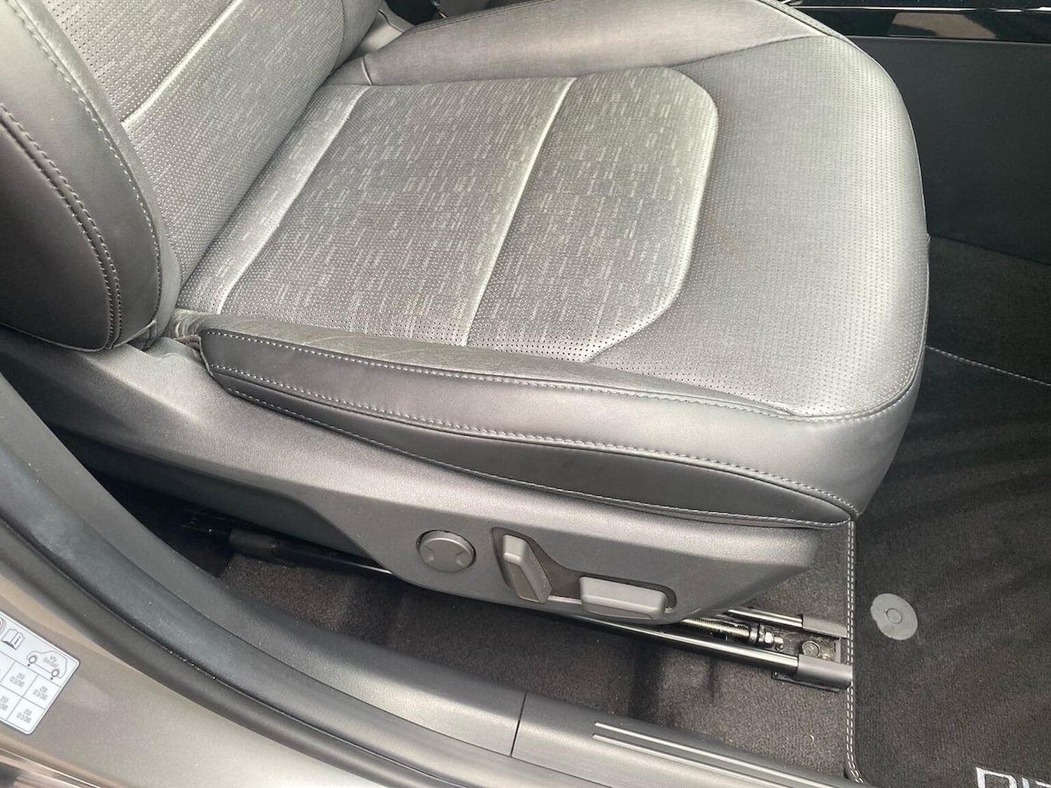 Used Kia Niro 2023 for sale - 76313840: Photo 30