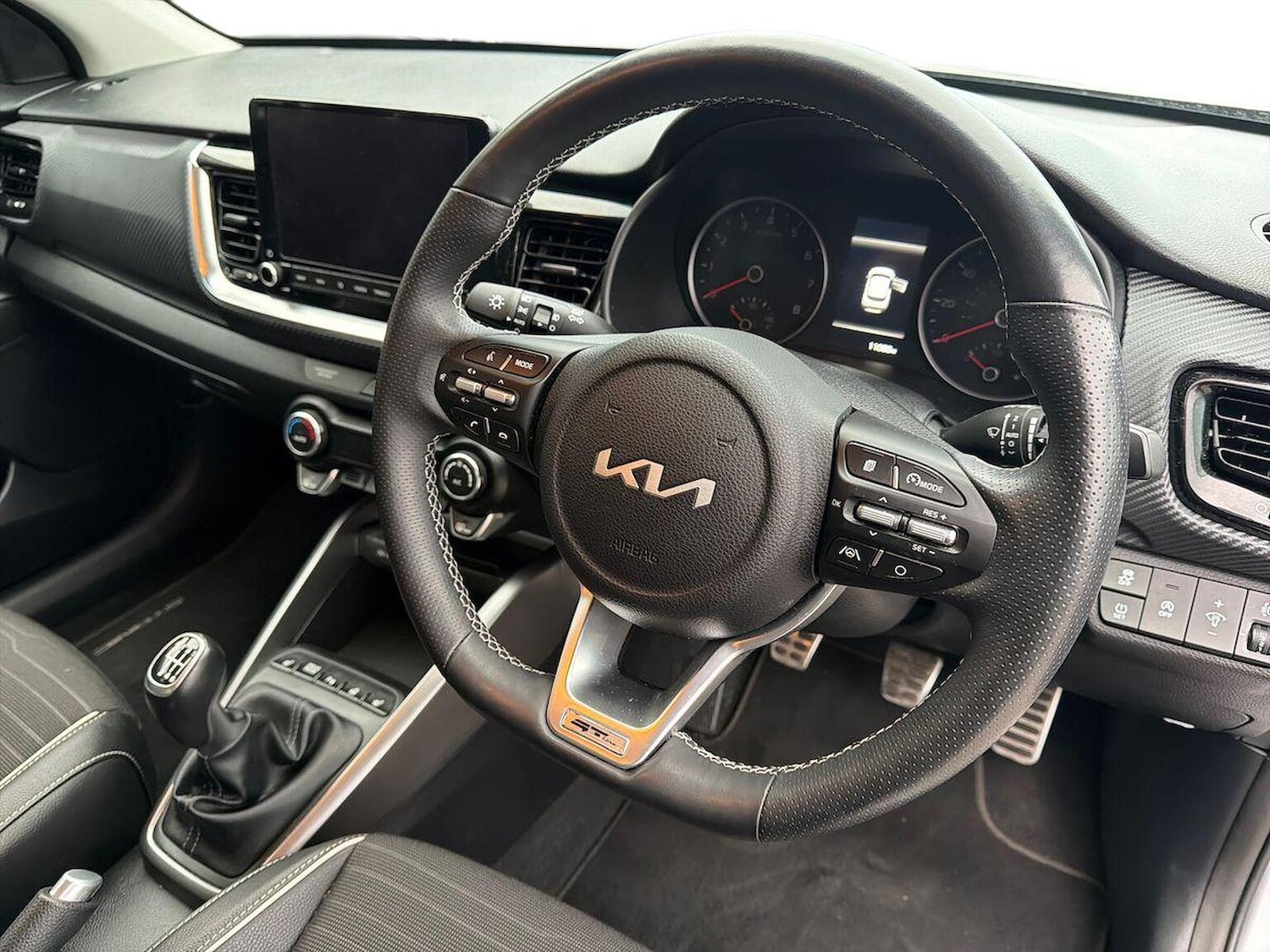 Used Kia Stonic 2024 for sale - 78195672: Photo 15