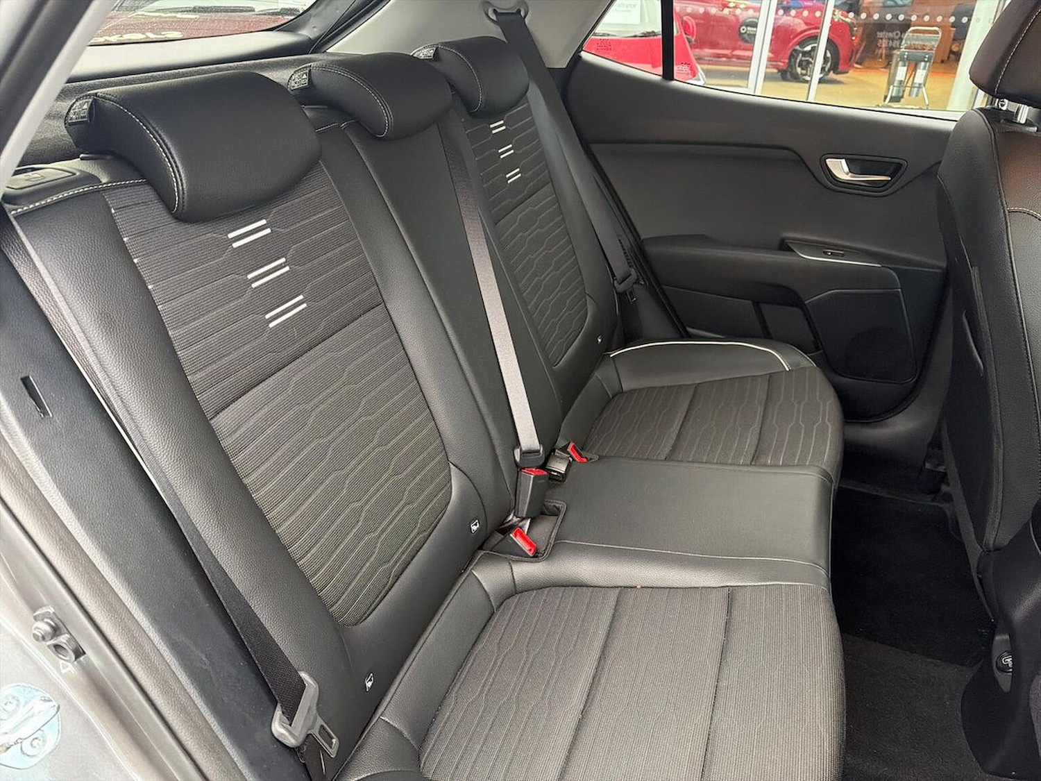 Used Kia Stonic 2024 for sale - 78195672: Photo 16