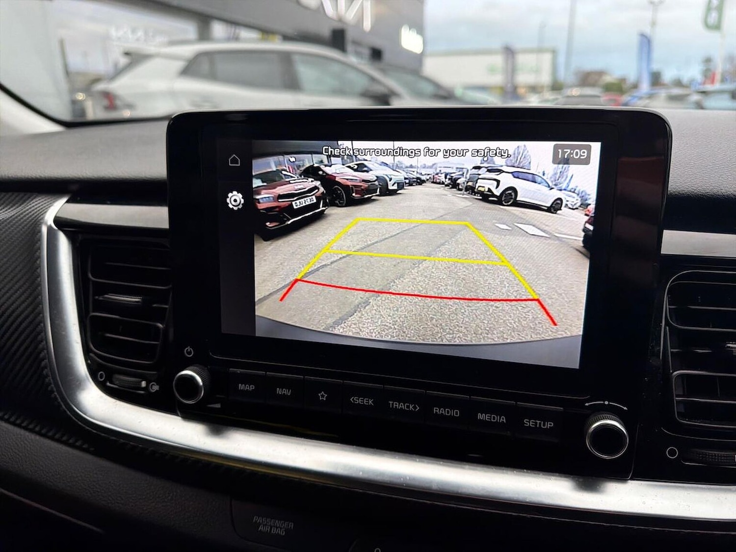 Used Kia Stonic 2024 for sale - 78195672: Photo 23