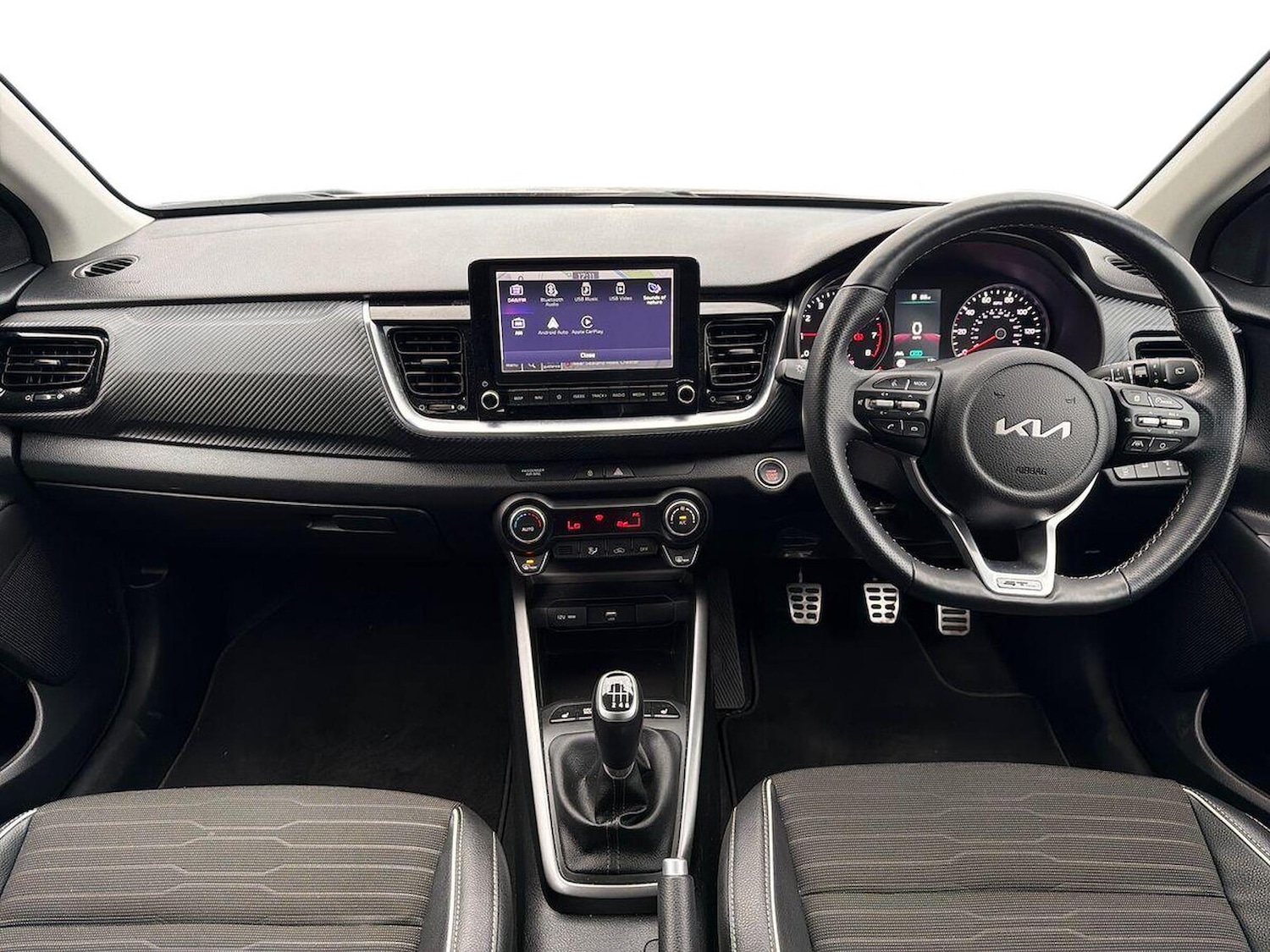 Used Kia Stonic 2024 for sale - 78195672: Photo 8