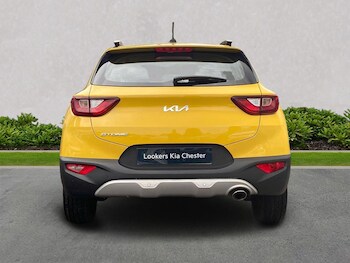 Used Kia Stonic 2022 for sale - 75957002: Photo