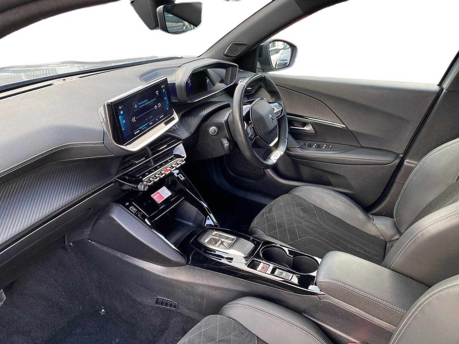 Used Peugeot 2008 2022 for sale - 77973966: Photo 7