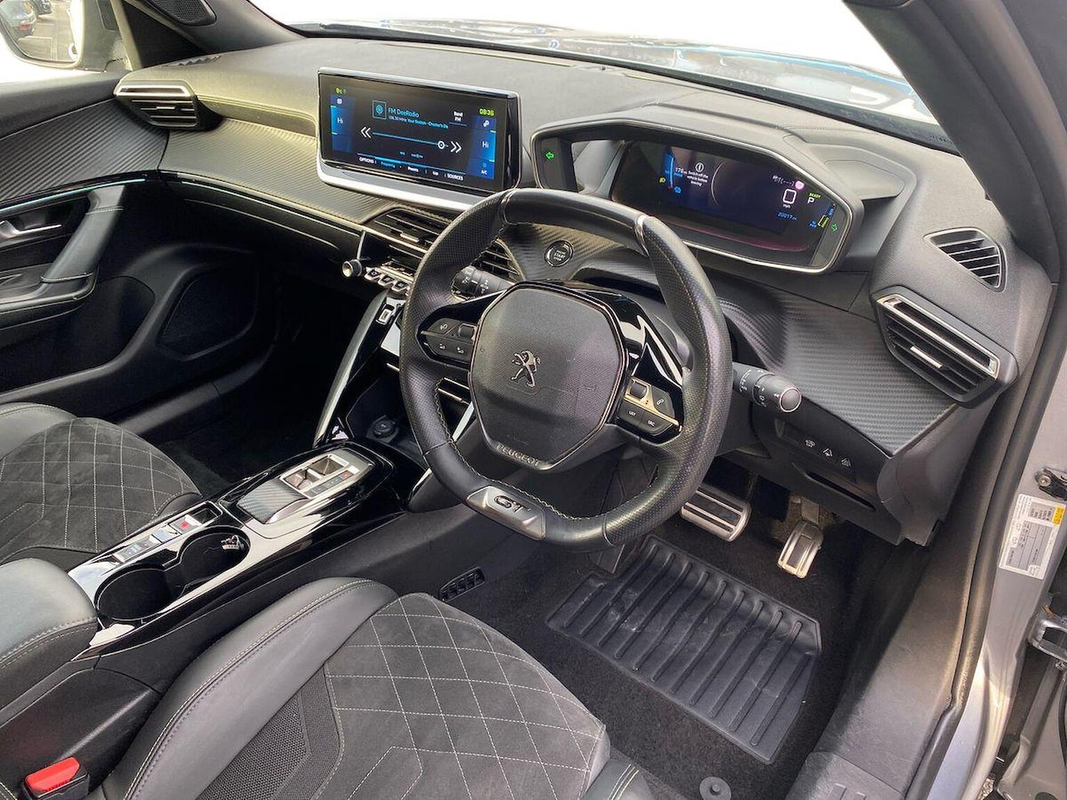 Used Peugeot 2008 2022 for sale - 77973966: Photo 9