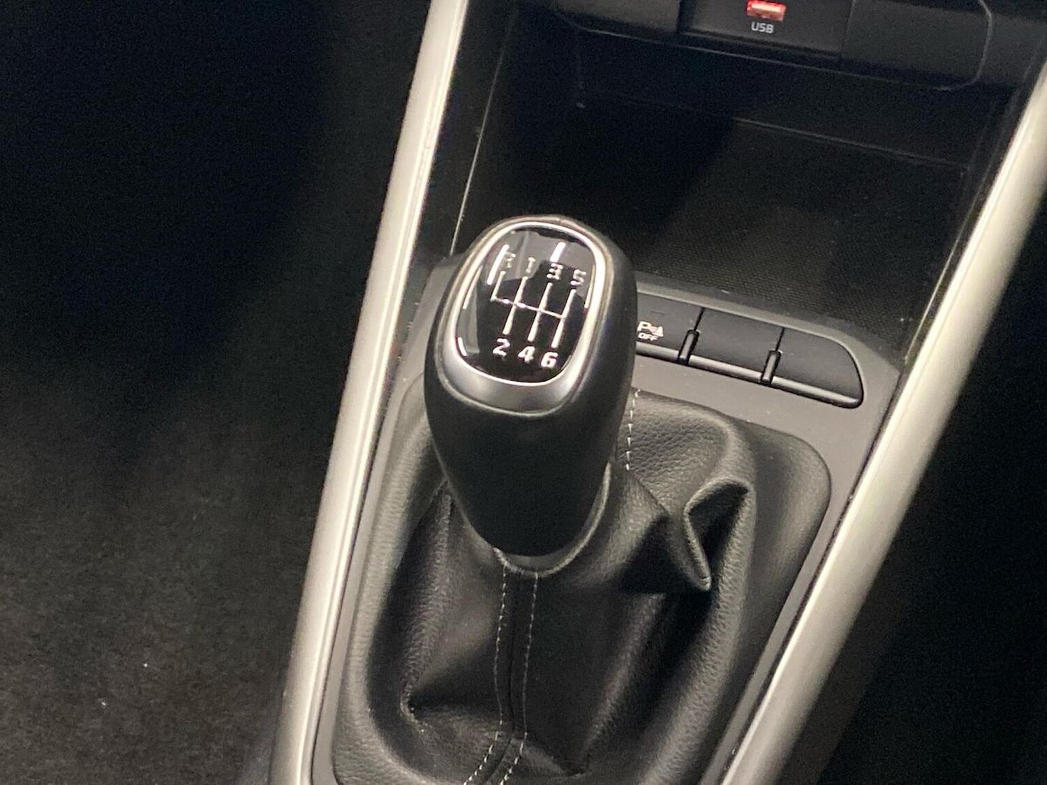 Used Kia Stonic 2022 for sale - 77488204: Photo 13