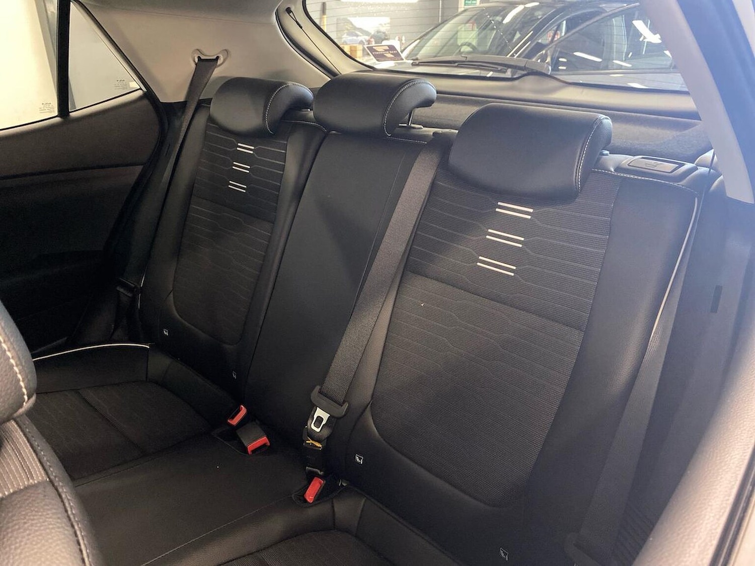 Used Kia Stonic 2022 for sale - 77488204: Photo 16