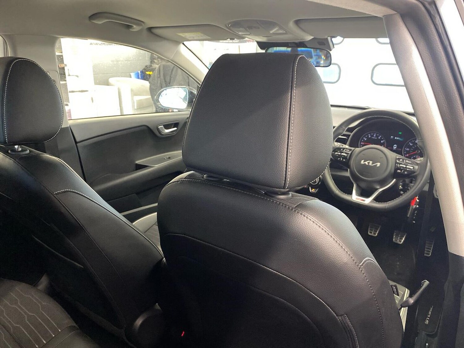 Used Kia Stonic 2022 for sale - 77488204: Photo 31