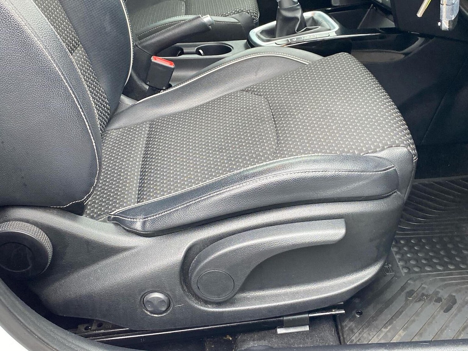 Used Kia Ceed 2018 for sale - 77603731: Photo 27